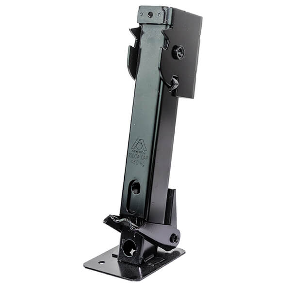 Are you aware if scissor jacks exist that can replace the stabilizer jacks?  We find the stabilizer jacks difficul